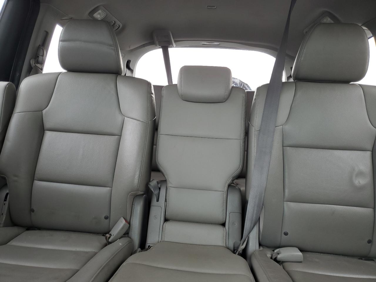 2015 Honda Odyssey - Image 10