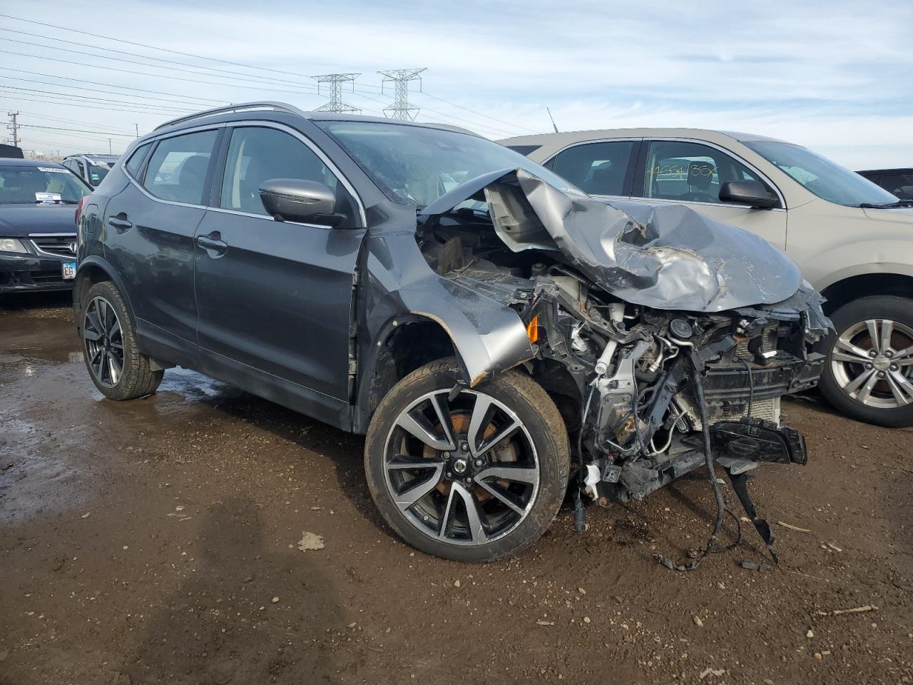 JN1BJ1CR9JW205727 NISSAN ROGUE 2018
