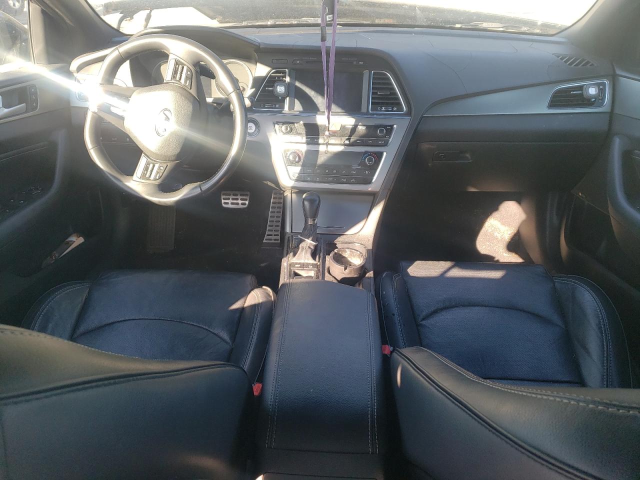 2015 Hyundai Sonata - Image 8