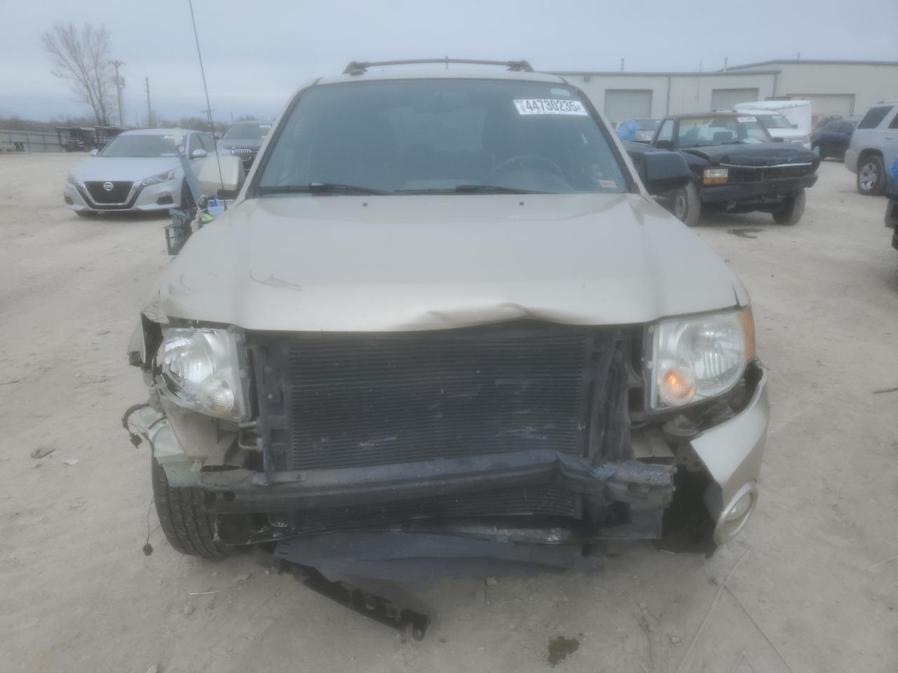 2010 Ford Escape - Image 5