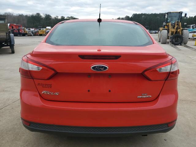  FORD FOCUS 2014 Червоний