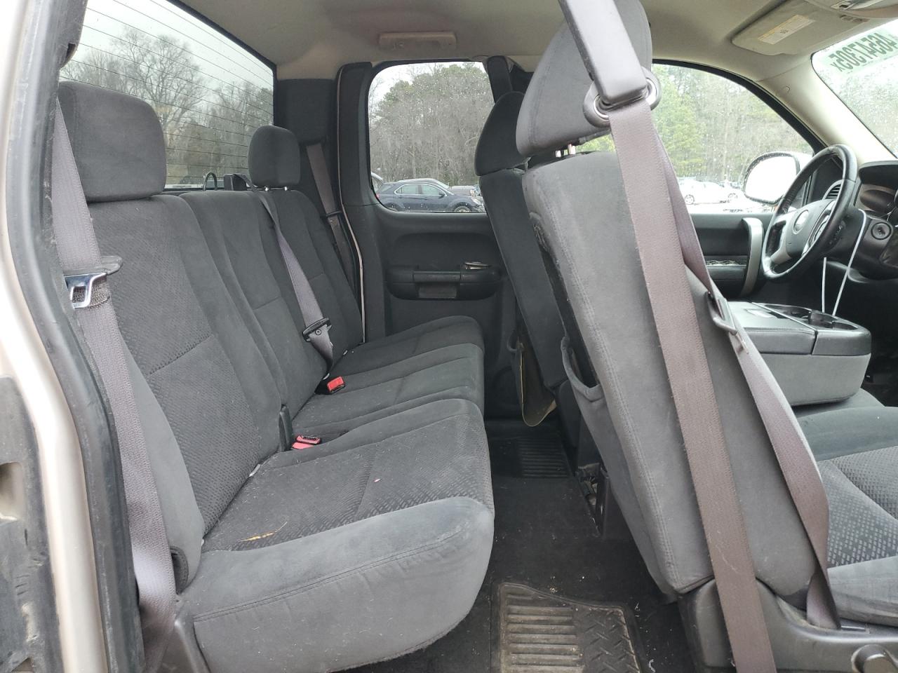 2008 Chevrolet Silverado - Image 10
