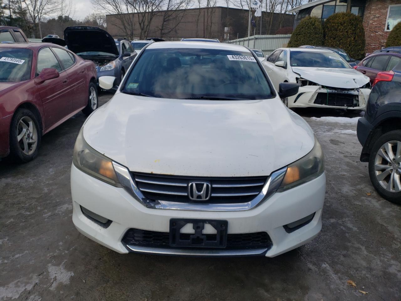 2014 Honda Accord - Image 5