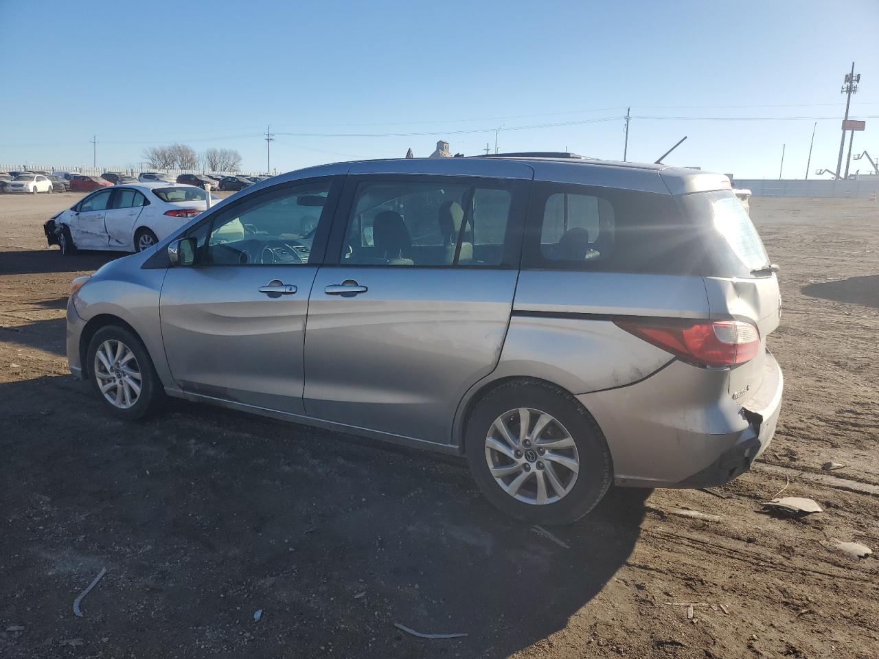 2013 Mazda 5 - Image 2