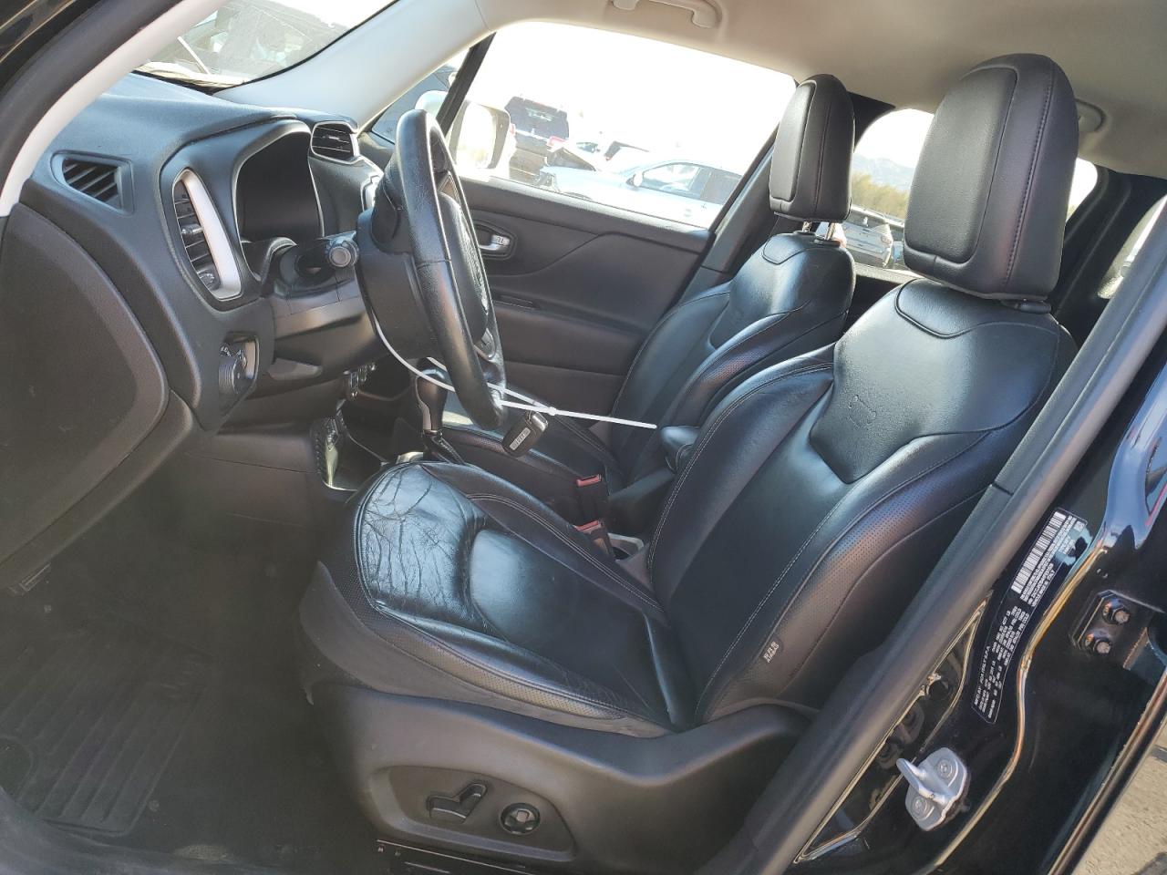 2017 Jeep Renegade - Image 7