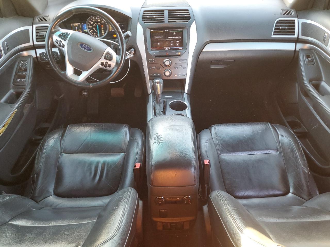 2013 Ford Explorer - Image 8