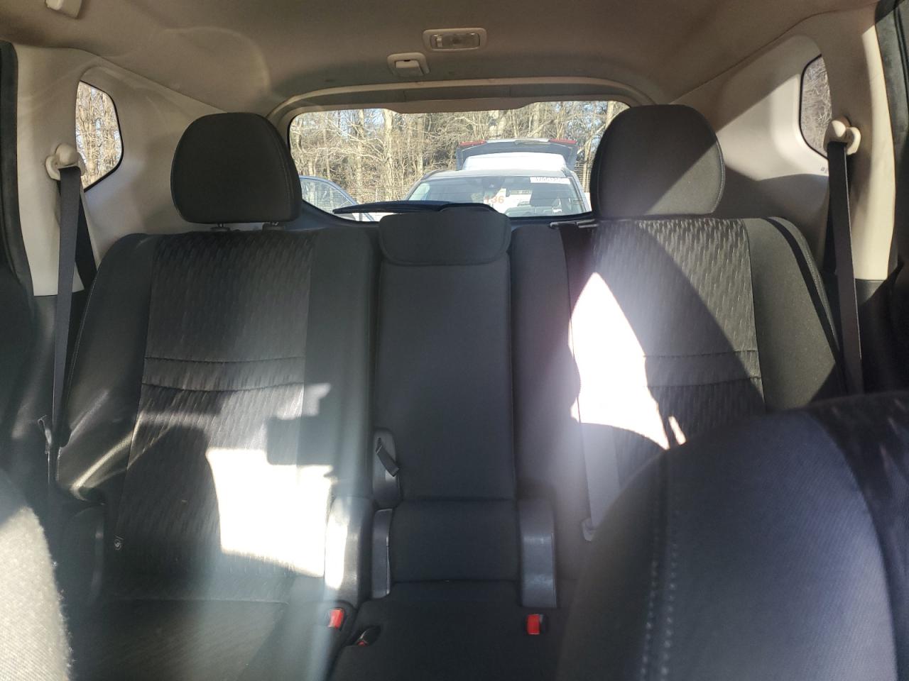 KNMAT2MTXJP520307 NISSAN ROGUE 2018