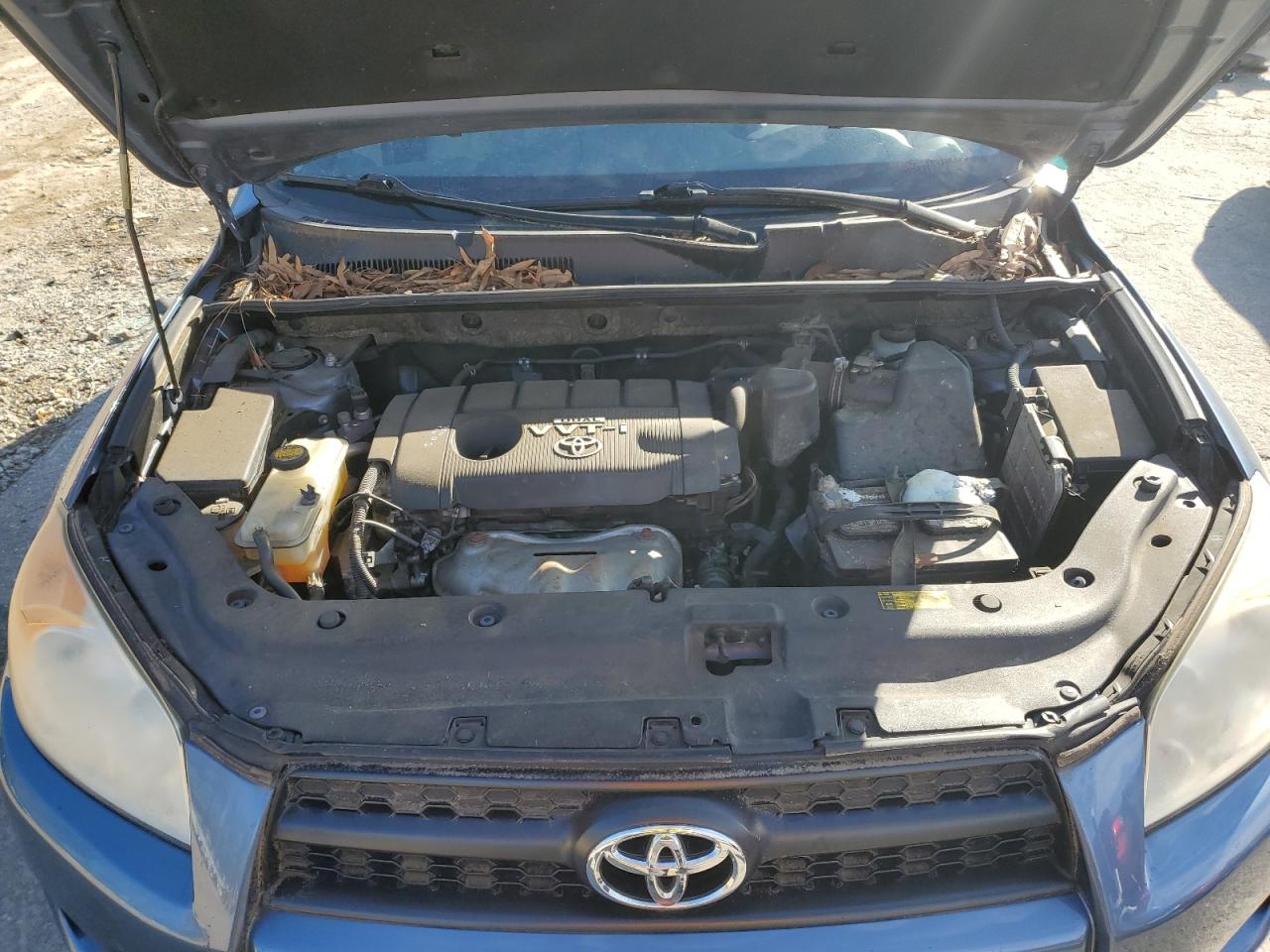 2010 Toyota RAV 4 - Image 12