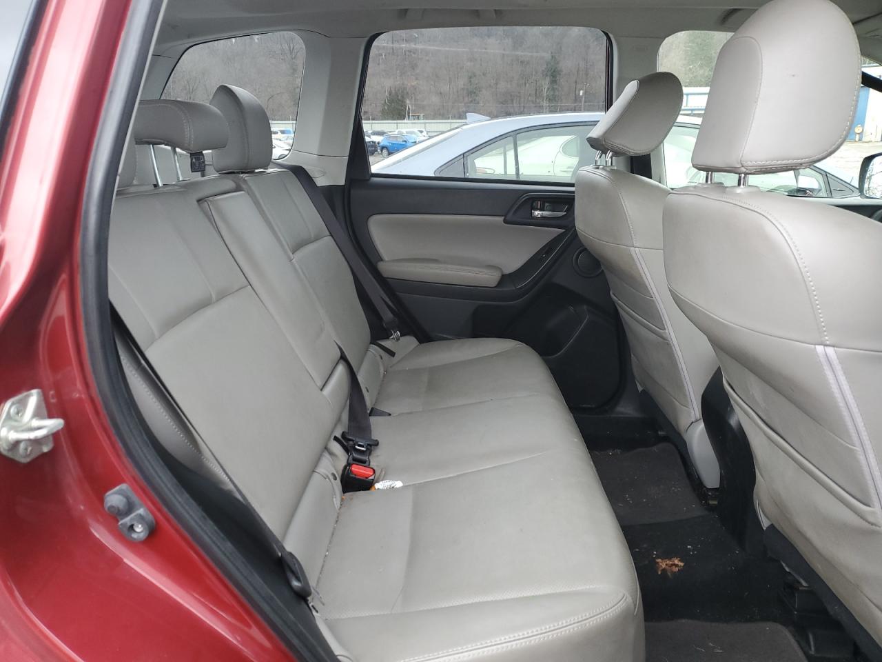 2014 Subaru Forester - Image 11