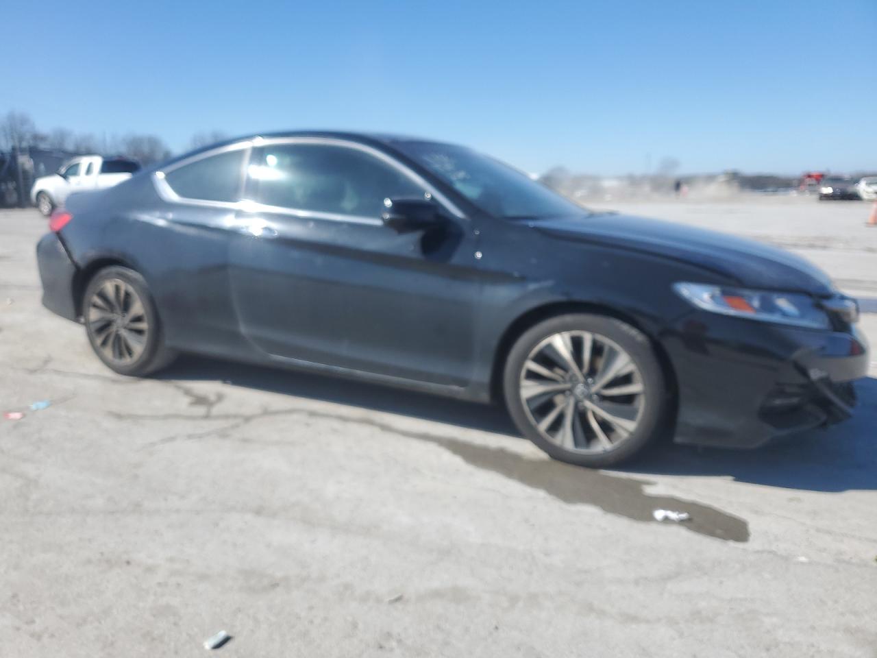 2016 Honda Accord - Image 4
