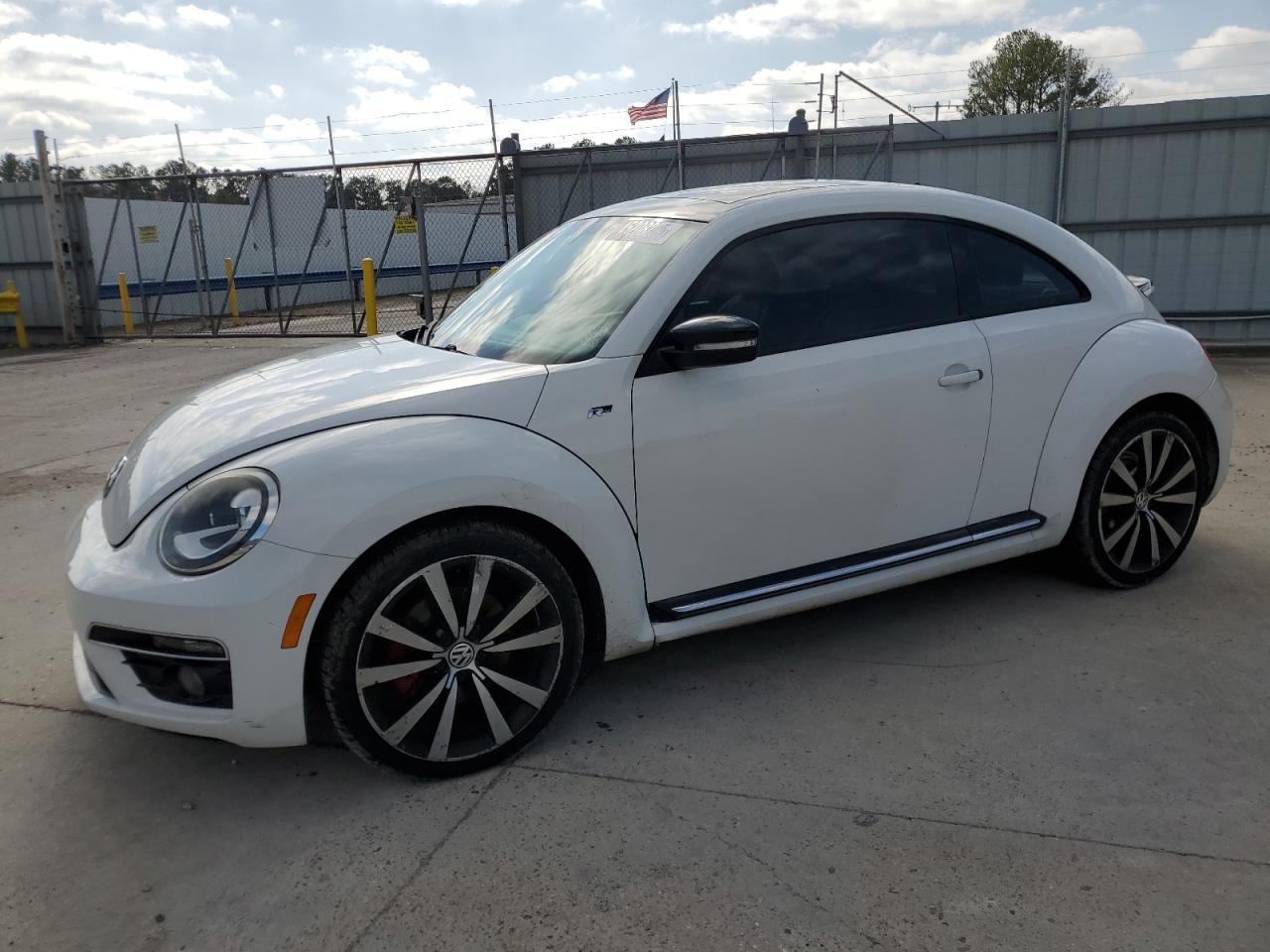 2013 Volkswagen Beetle - Image 1