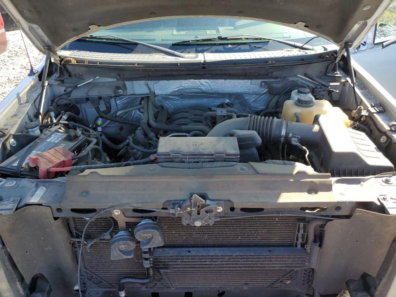 2011 Ford F-150 - Image 11