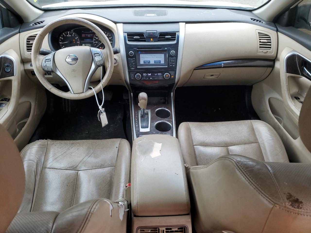 2015 Nissan Altima - Image 8
