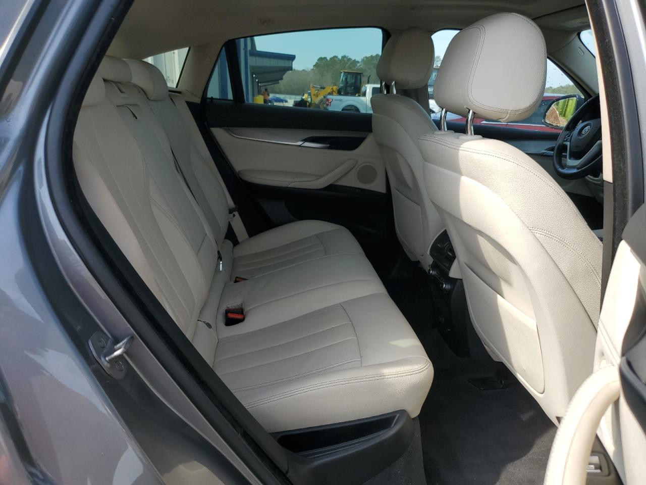 2015 BMW X6 - Image 11