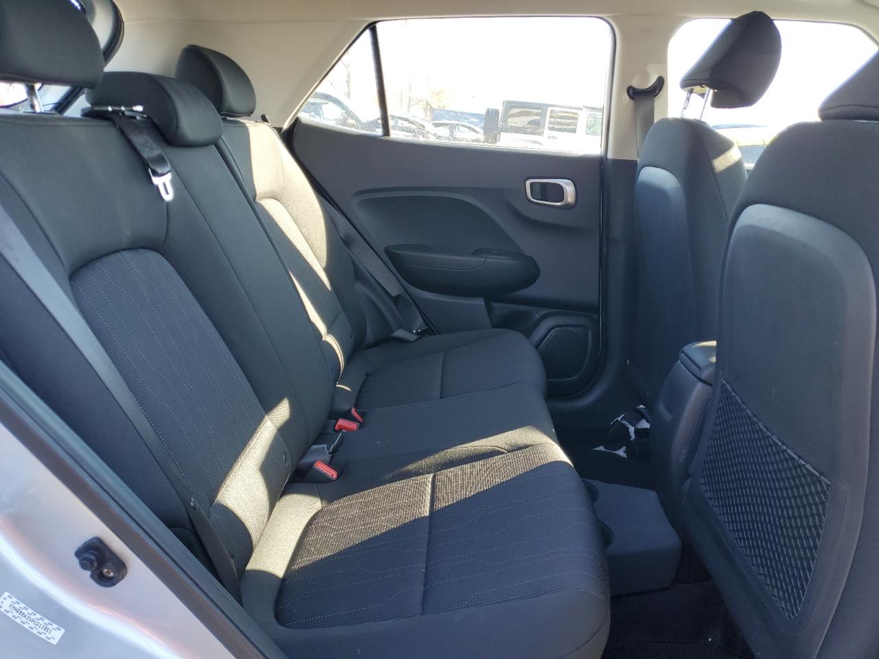 2023 Hyundai Venue - Image 11