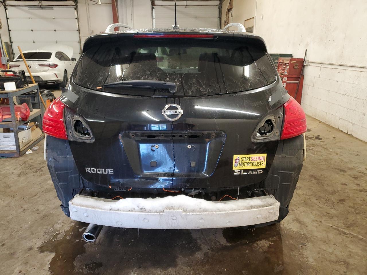 2011 Nissan Rogue - Image 6