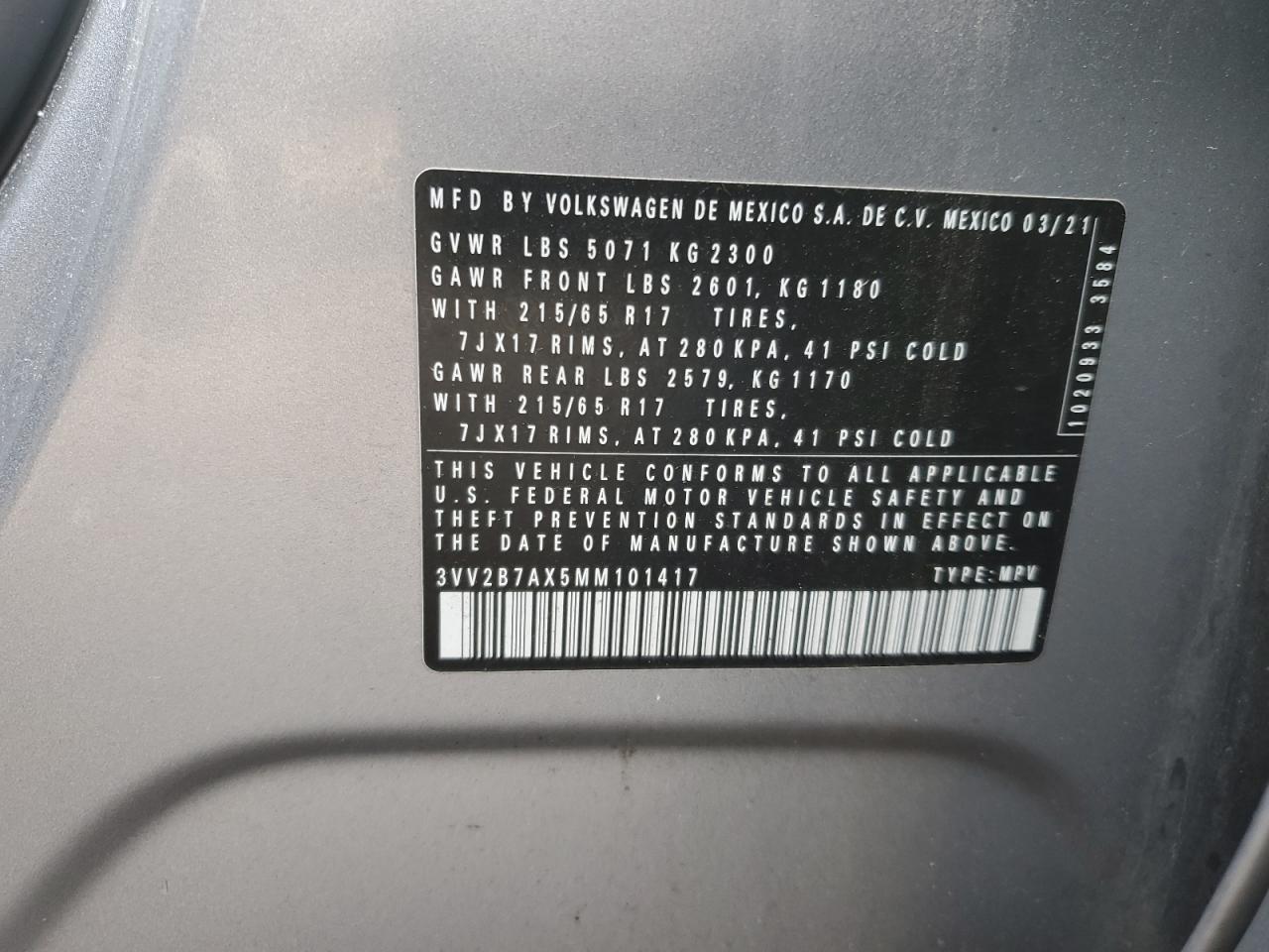 2021 Volkswagen Tiguan - Image 14
