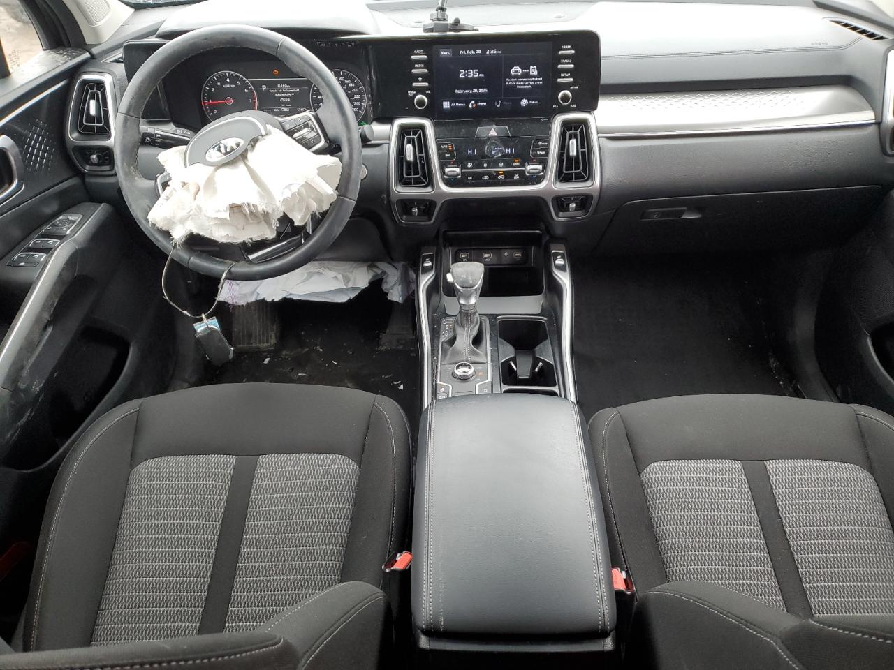 2021 Kia Sorento - Image 8