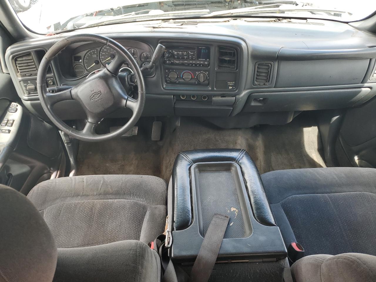 2001 Chevrolet Silverado - Image 8