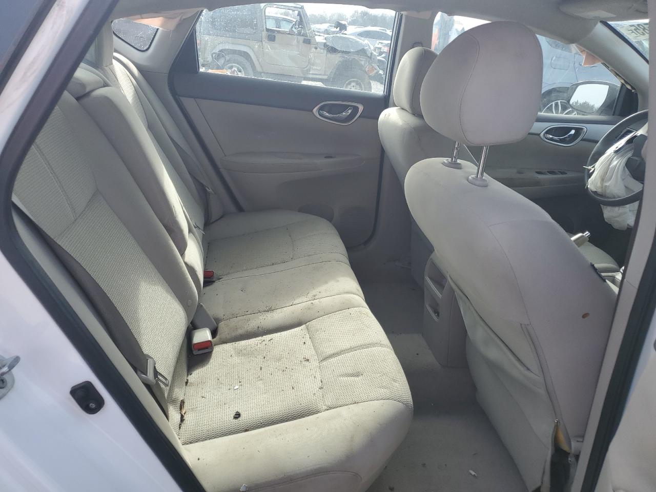 2014 Nissan Sentra - Image 10