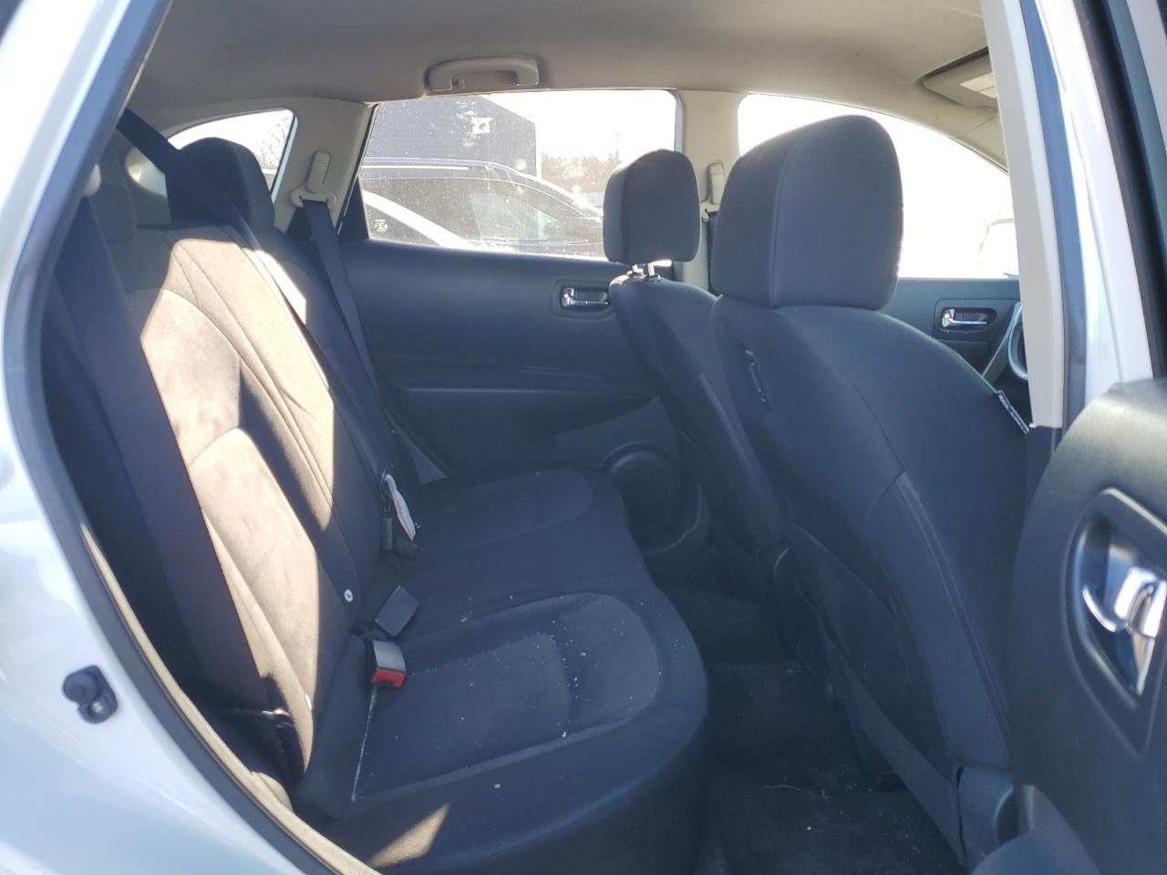 2013 Nissan Rogue - Image 11