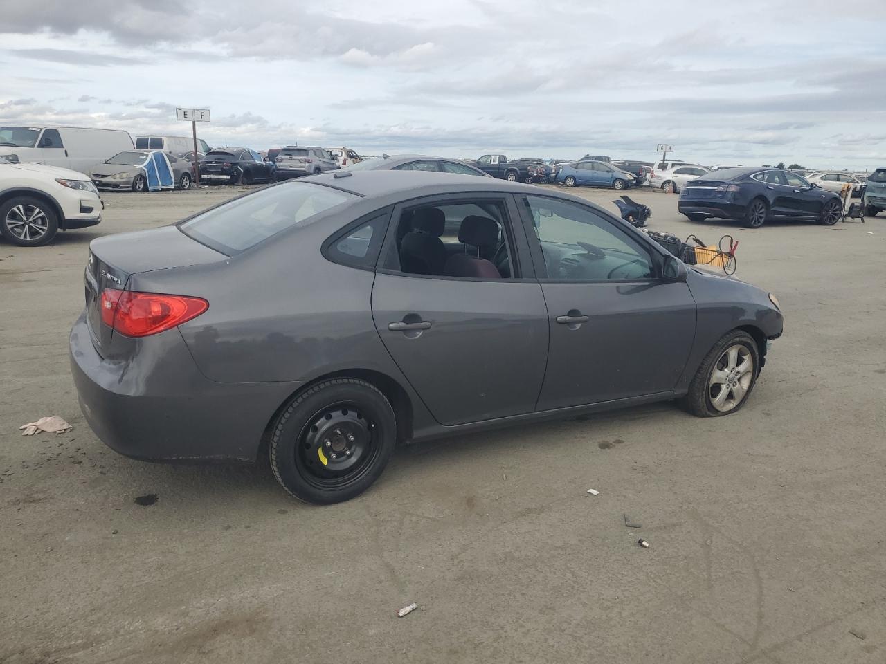 2007 Hyundai Elantra - Image 3