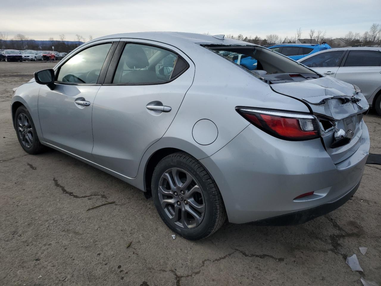 2019 Toyota Yaris - Image 2