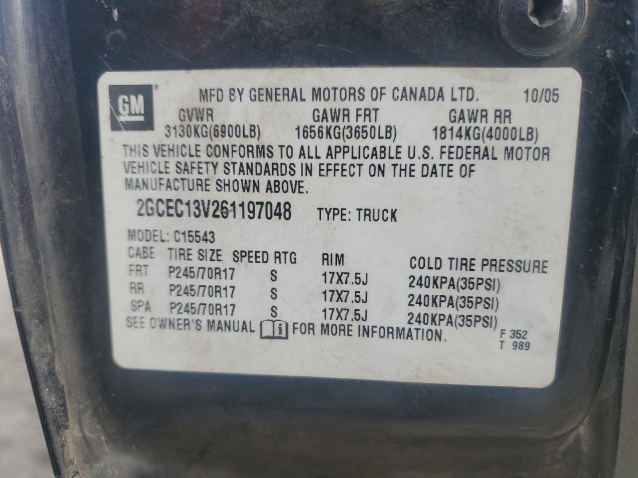 2006 Chevrolet Silverado - Image 15