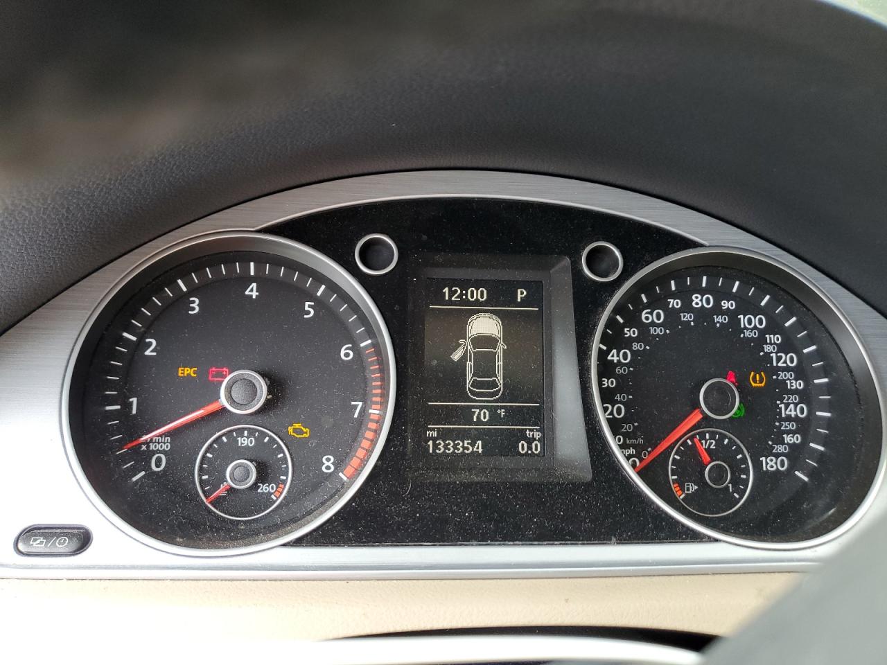 2015 Volkswagen Passat CC - Image 9
