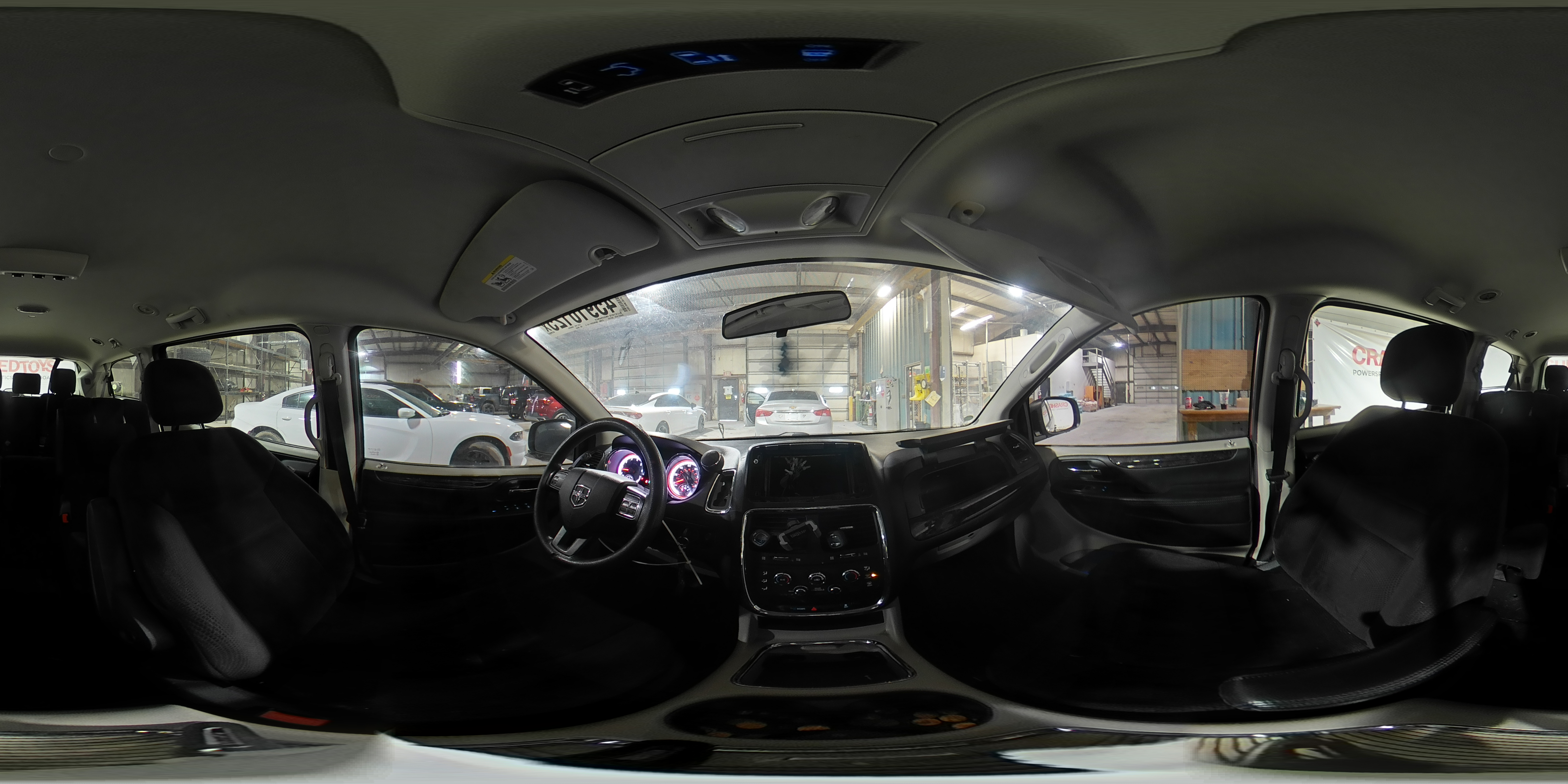 2014 Dodge Caravan - Image 13