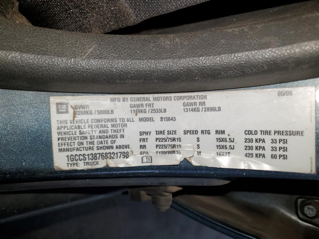 2006 Chevrolet Colorado - Image 13
