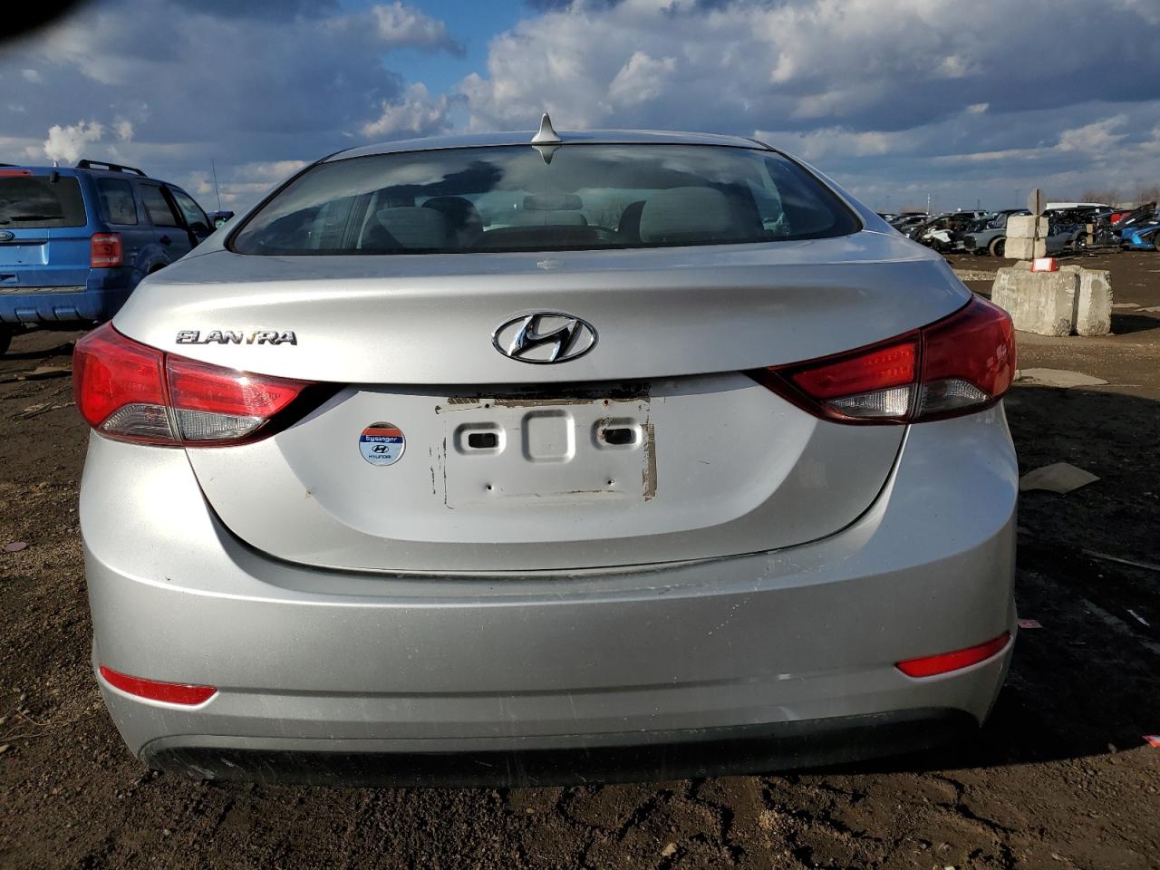 2014 Hyundai Elantra - Image 6