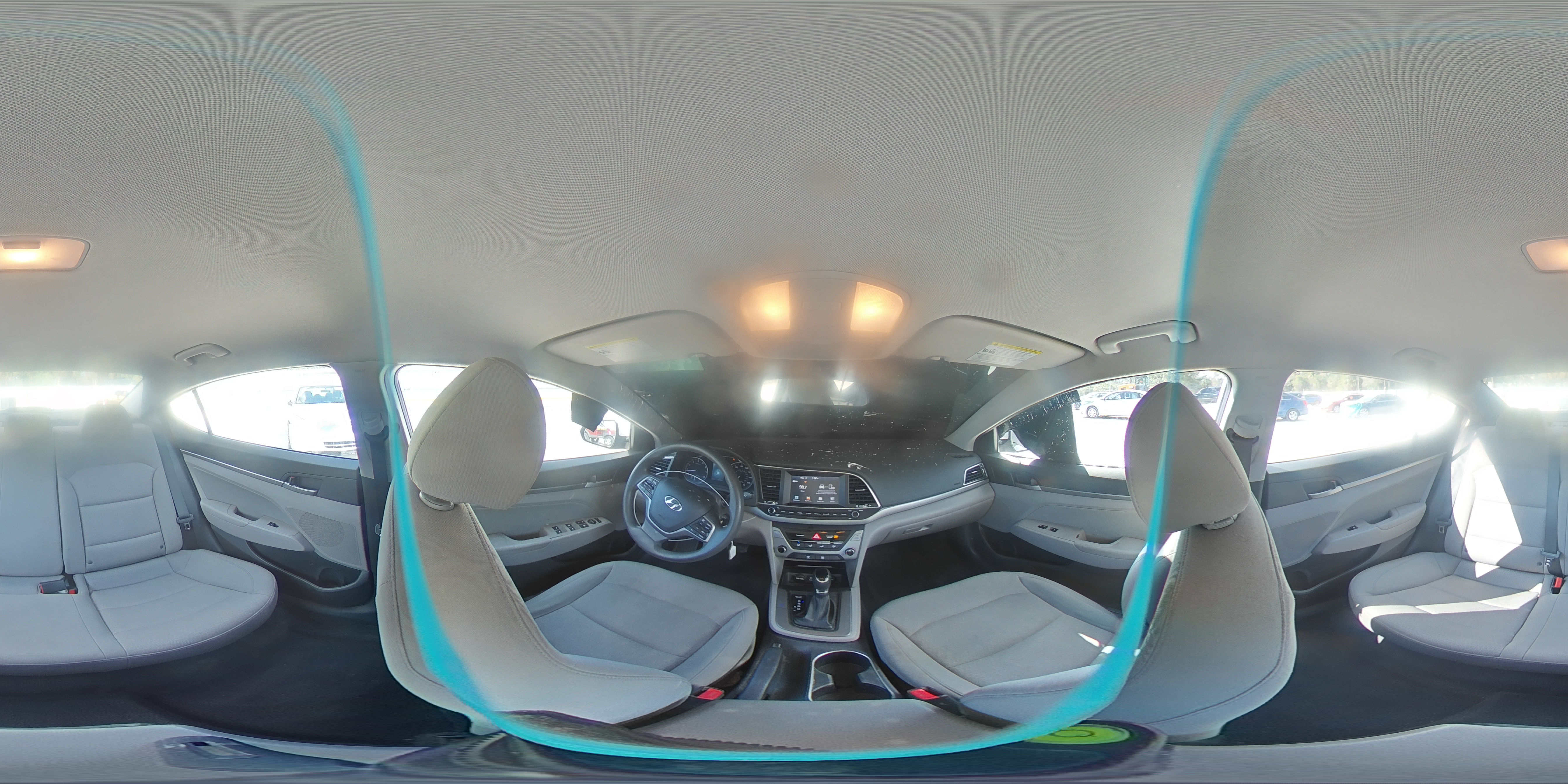 2018 Hyundai Elantra - Image 12