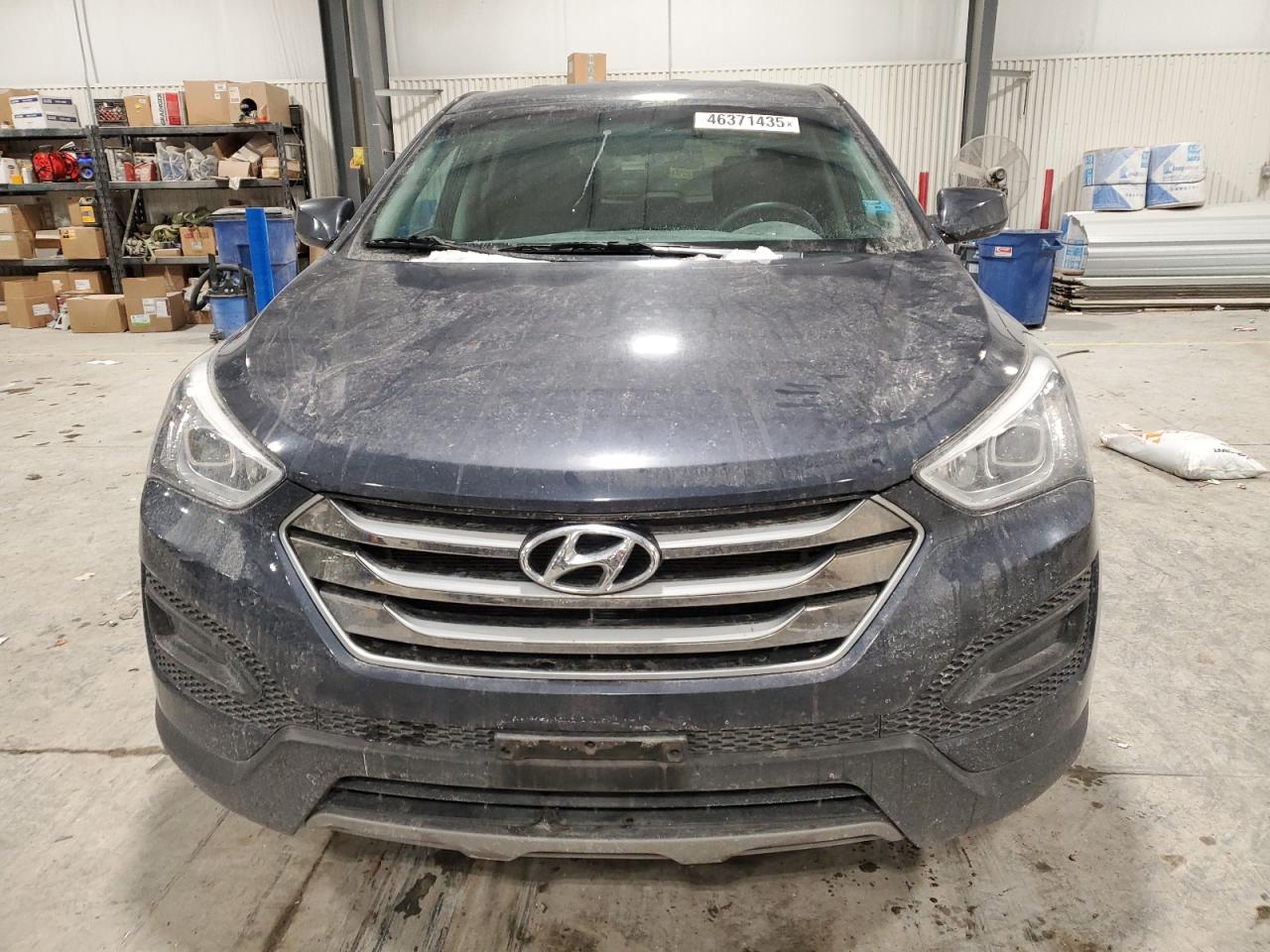 2016 Hyundai Santa Fe - Image 5