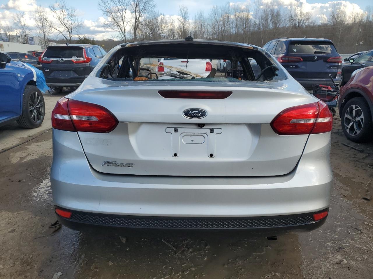 1FADP3E22HL279184 FORD FOCUS 2017