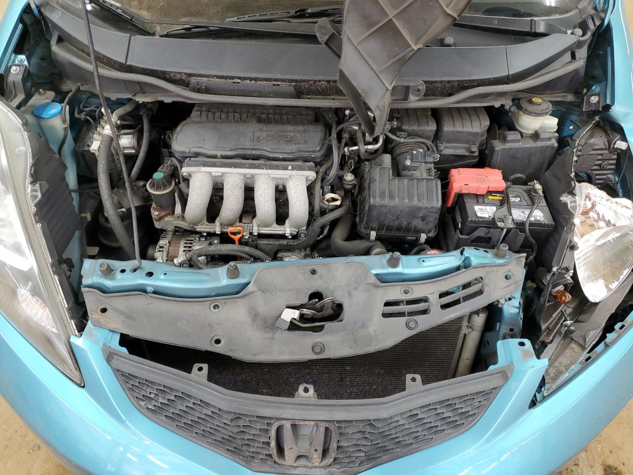 2013 Honda Fit - Image 11