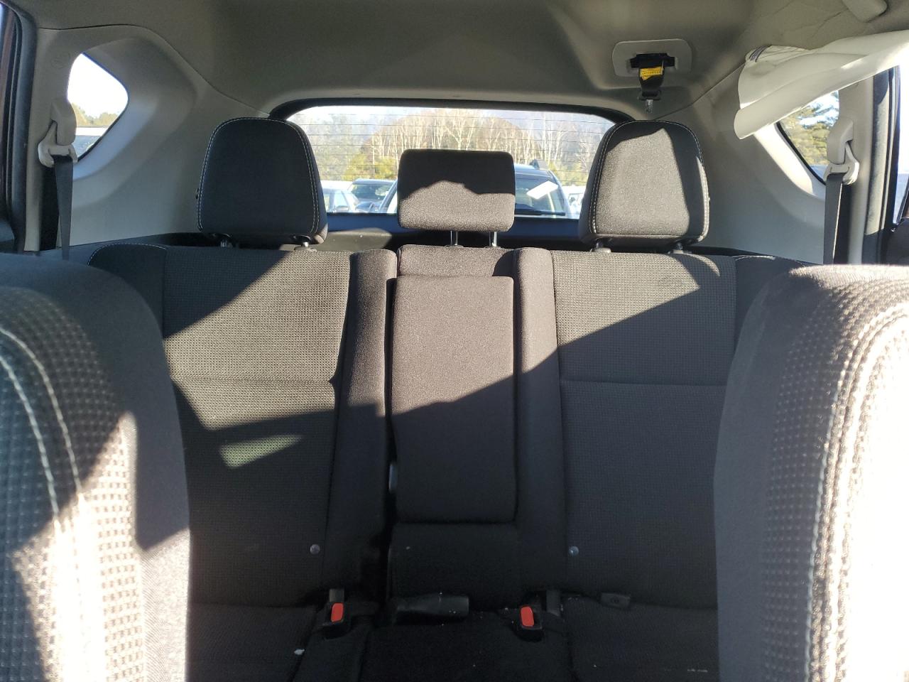 2017 Toyota RAV 4 - Image 10