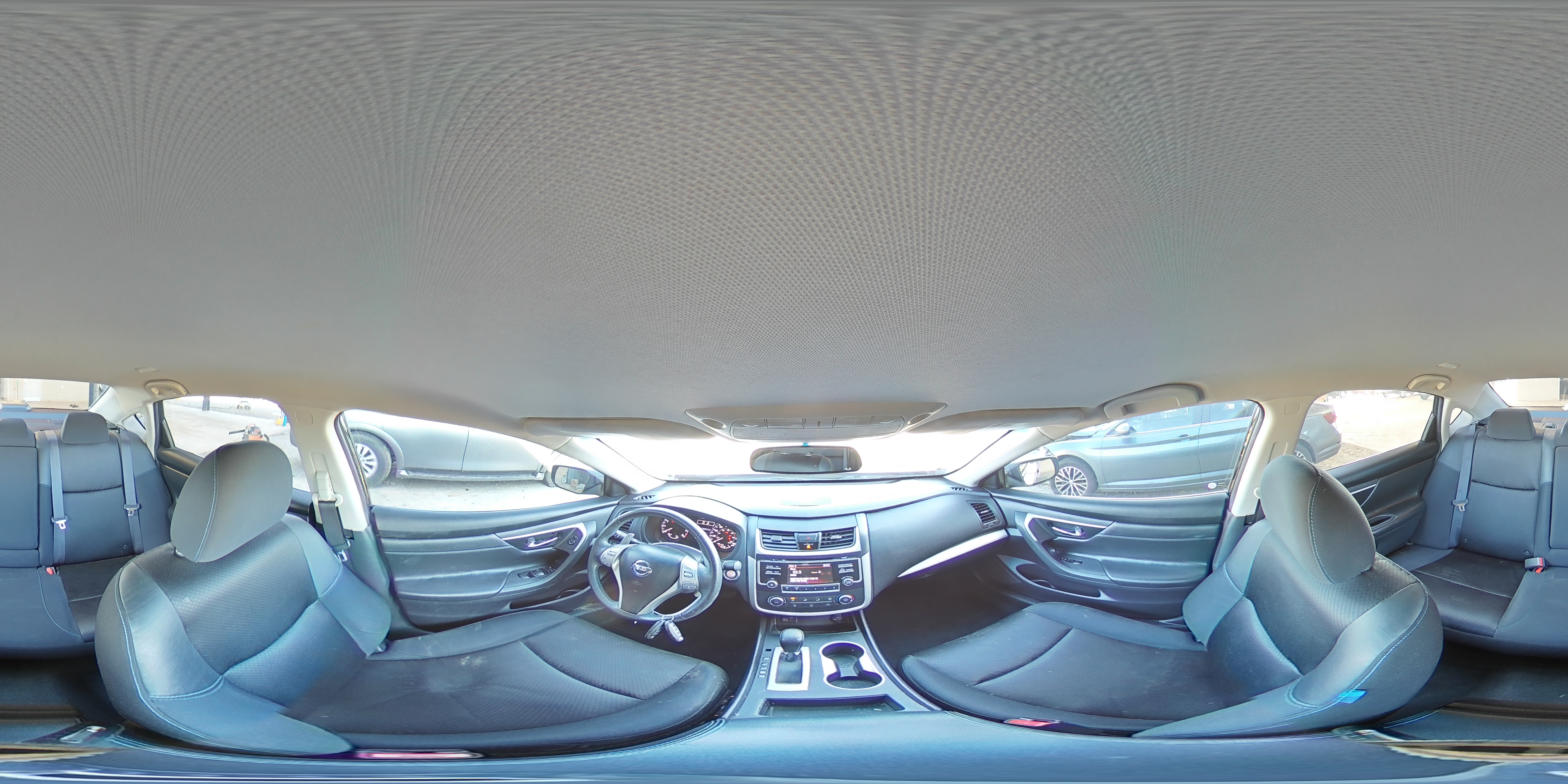 2017 Nissan Altima - Image 13