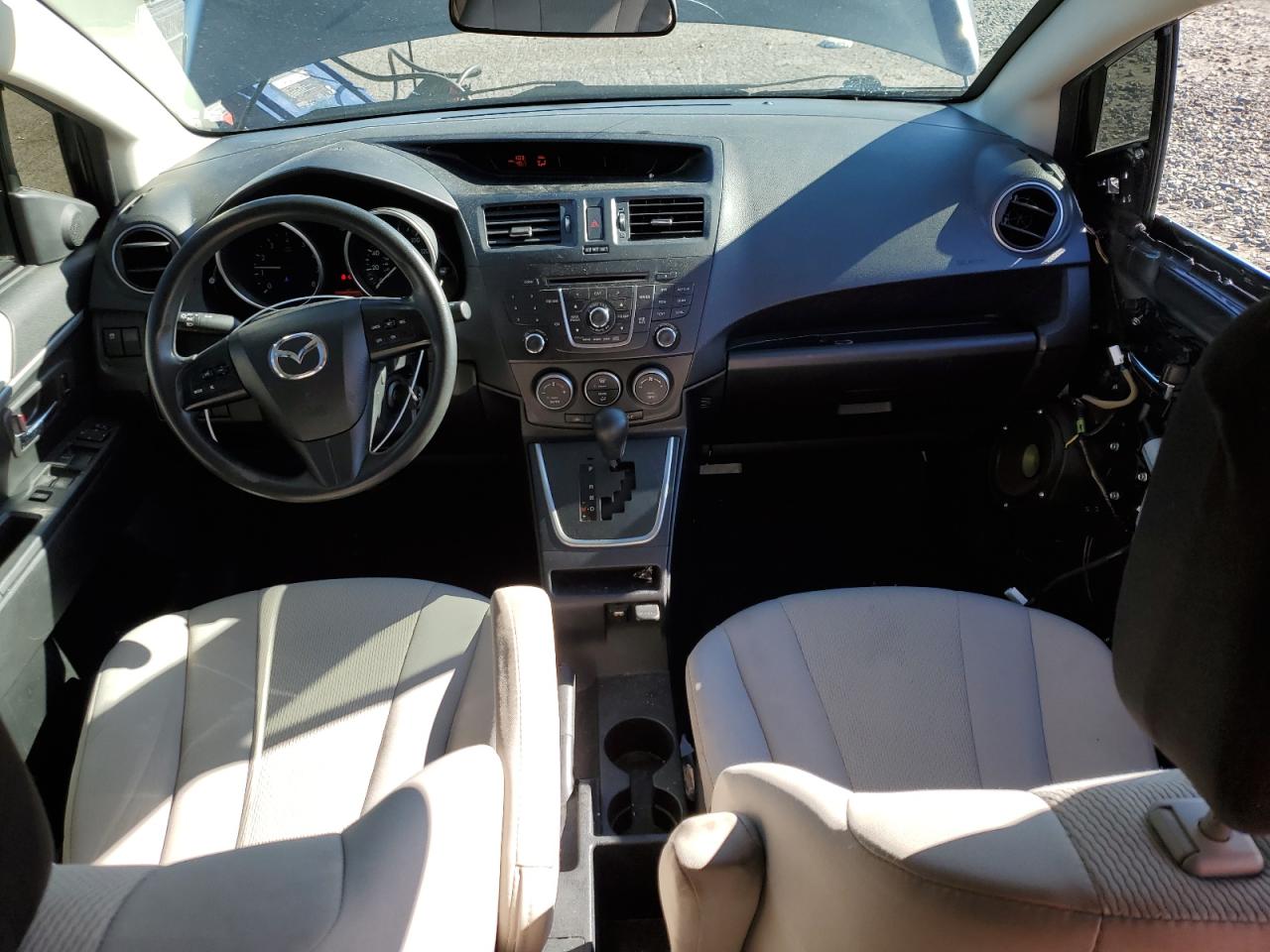 2015 Mazda 5 - Image 8