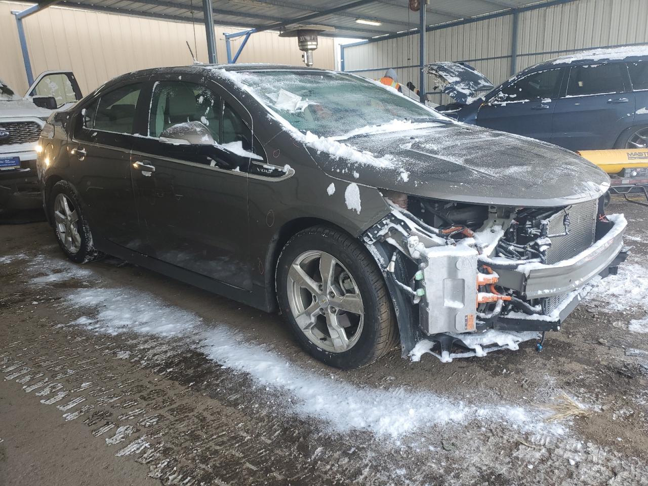 2015 Chevrolet Volt - Image 4