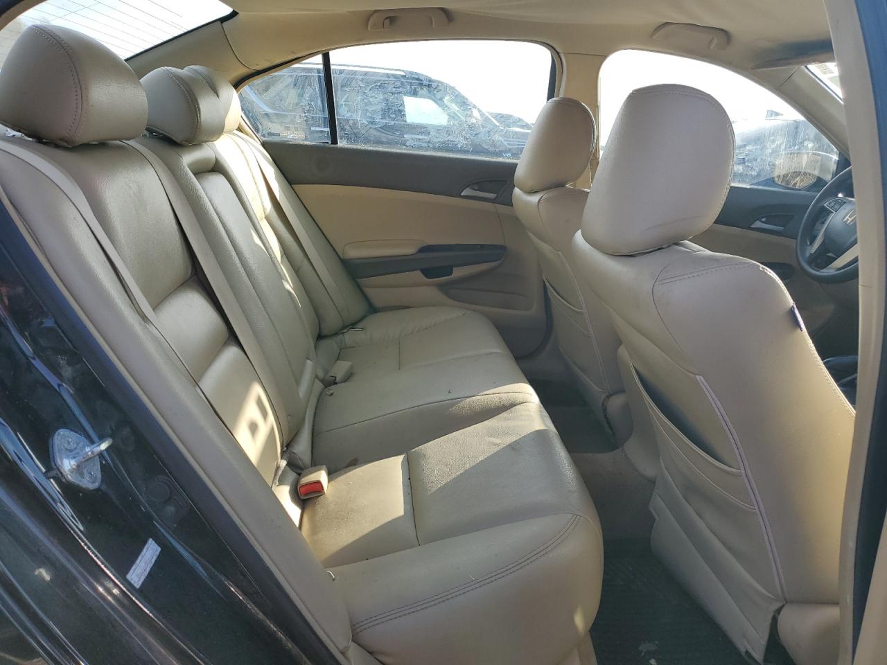 2009 Honda Accord - Image 10