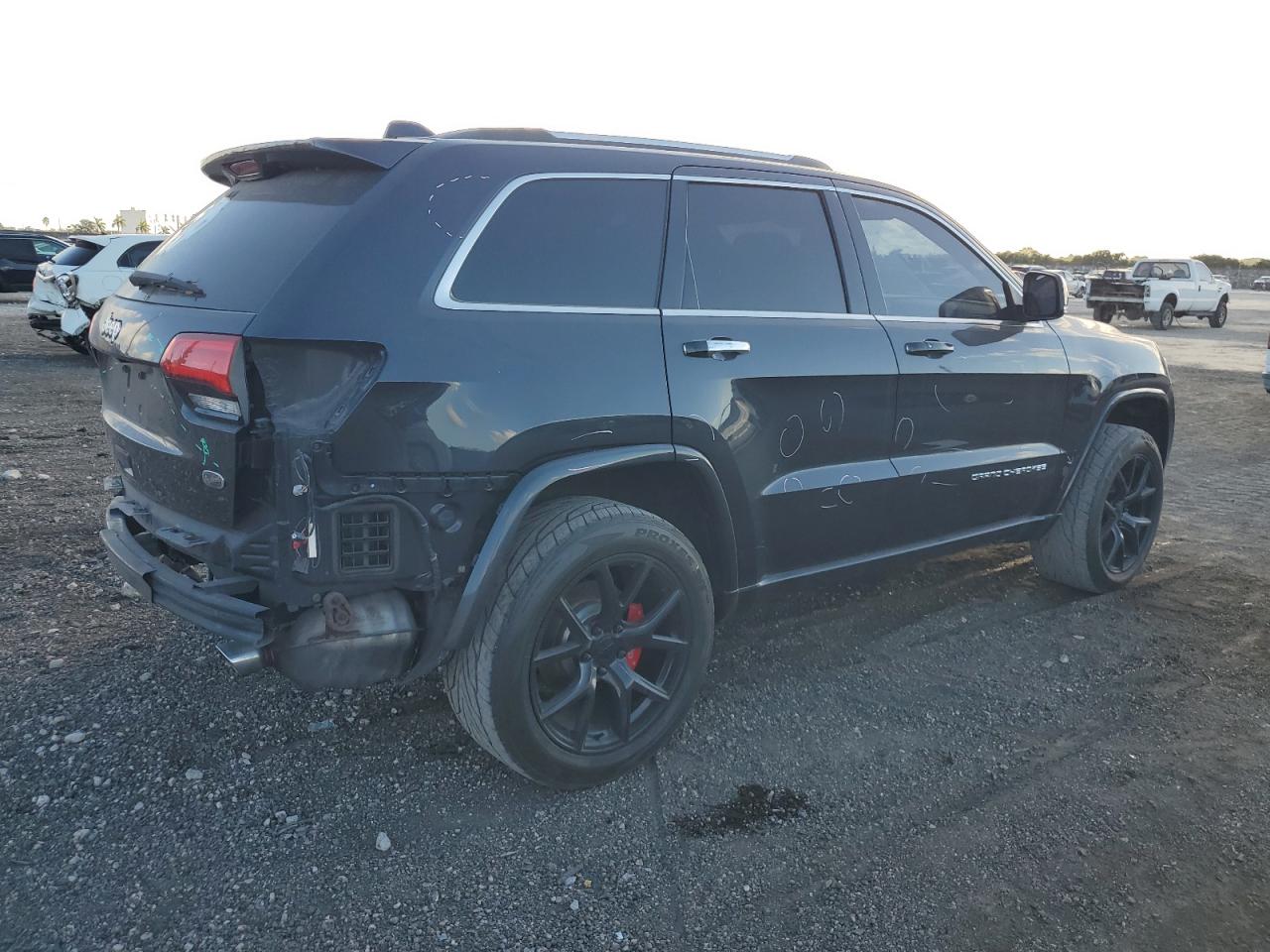 2014 Jeep Grand Cherokee - Image 3