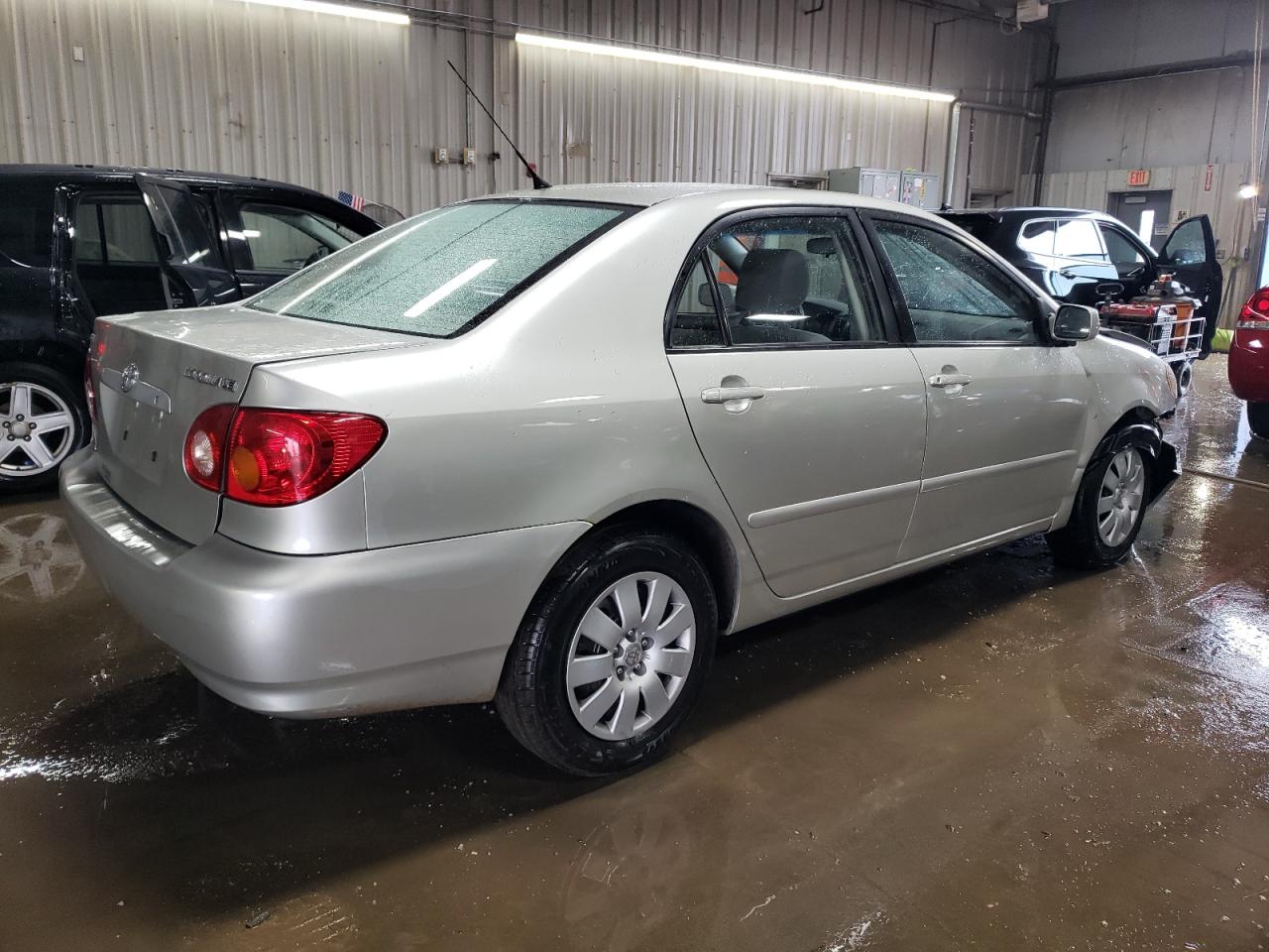2004 Toyota Corolla - Image 3