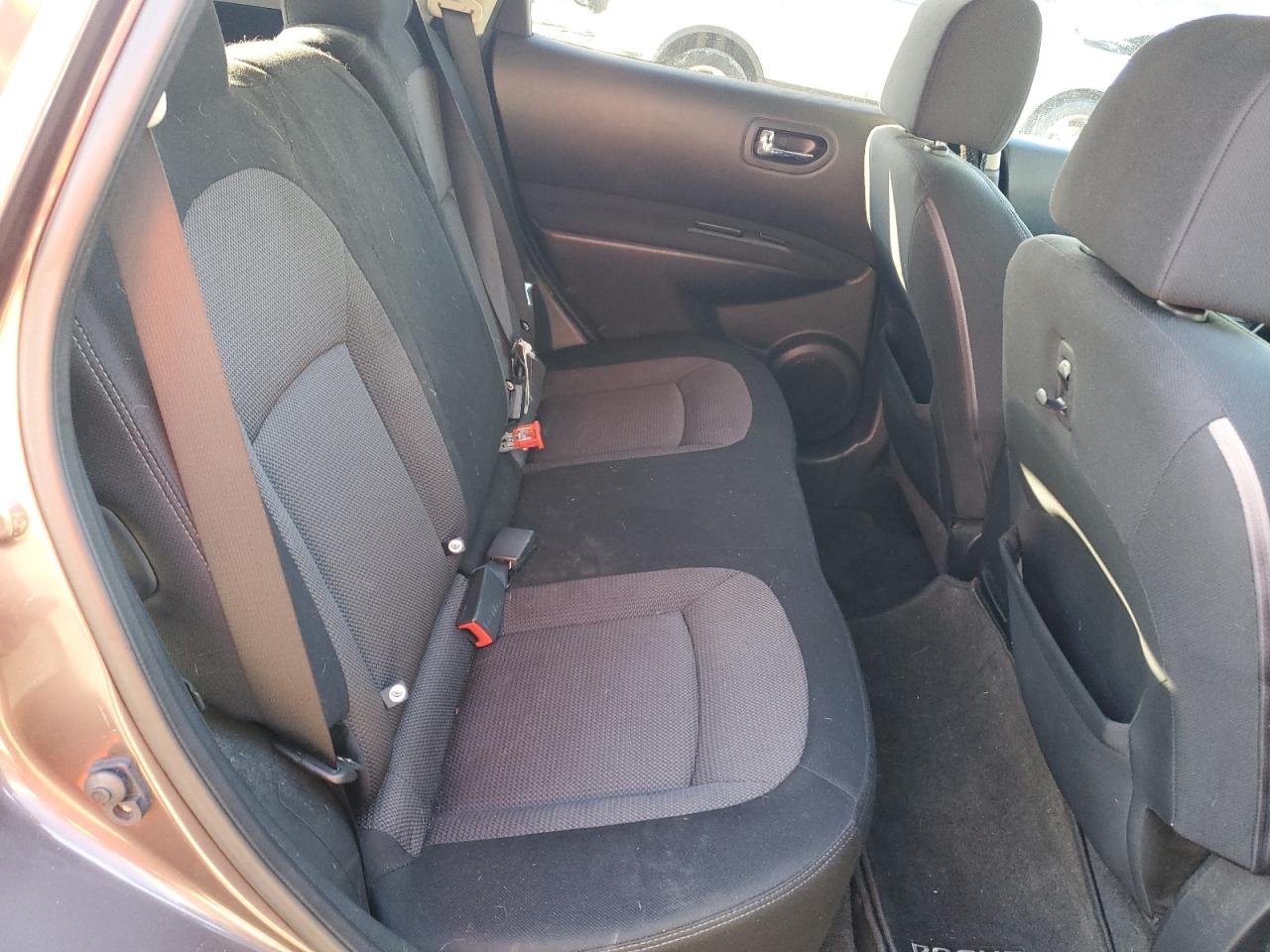 2010 Nissan Rogue - Image 11