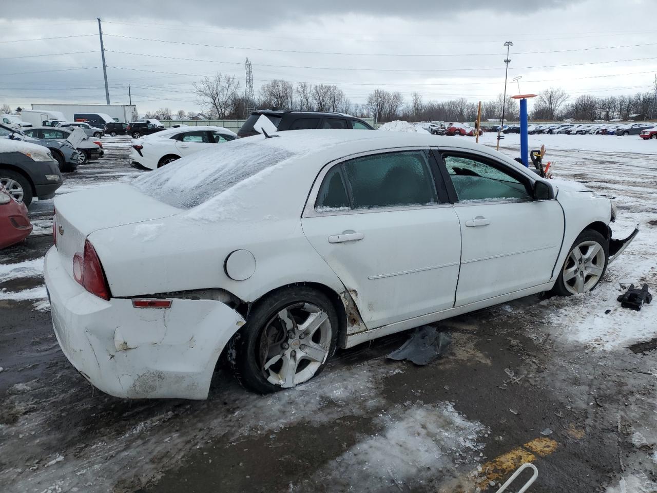 2010 Chevrolet Malibu - Image 3