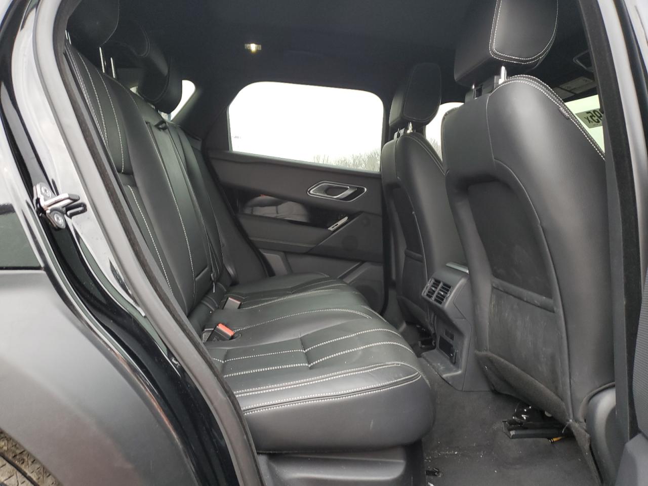 2023 Land Rover Range Rover - Image 11