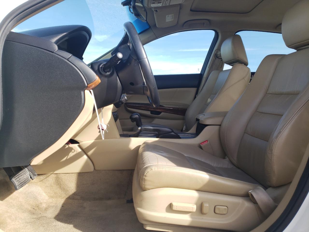 2012 Honda Accord - Image 7