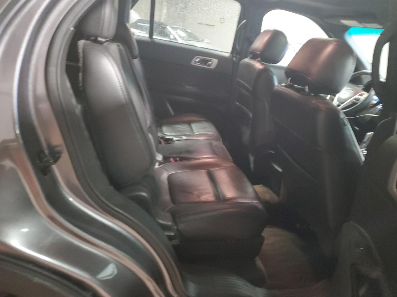 2014 Ford Explorer - Image 11