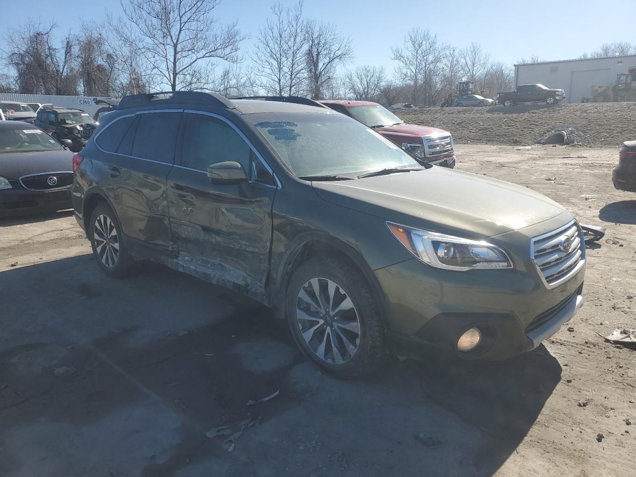 2015 Subaru Outback - Image 4
