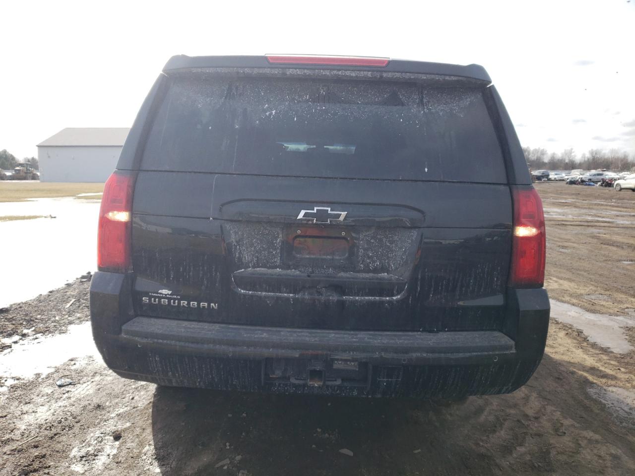 2019 Chevrolet Suburban - Image 6
